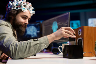 Neuromorphic Computing Advances Next-Generation AI Hardware